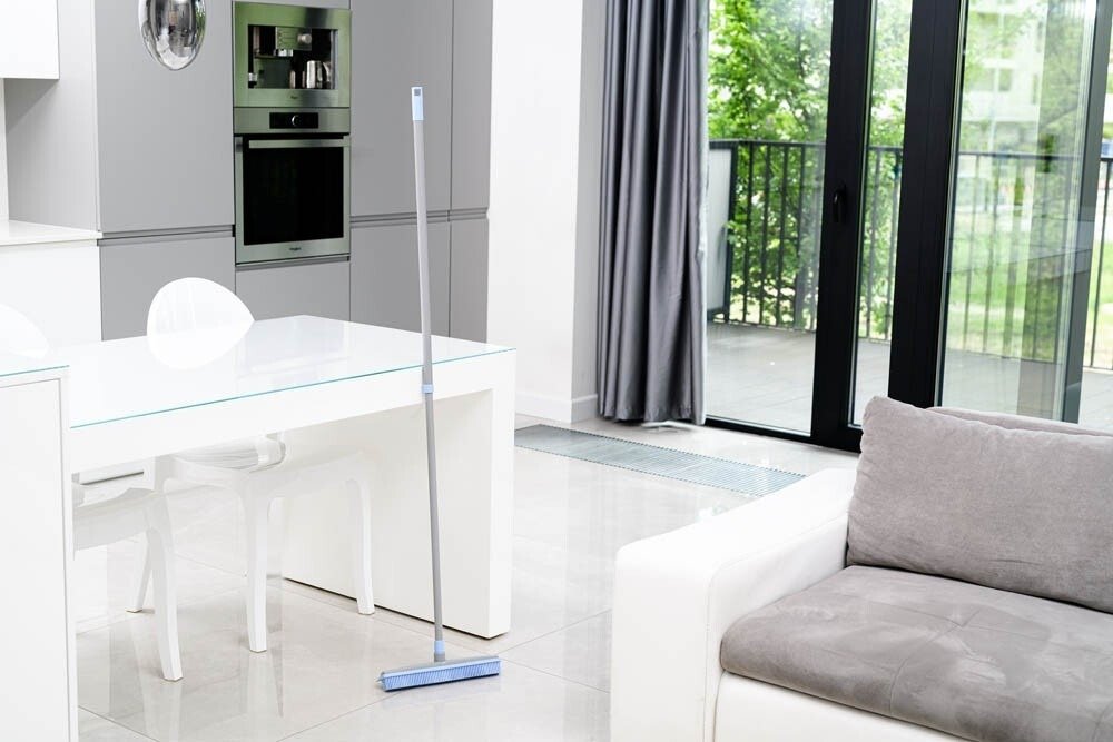 Miotła gumowa z trzonkiem teleskopowym Bacteria Stop York