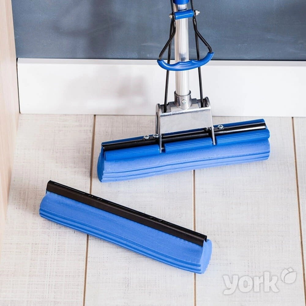 Mop gąbczasty Top York w akcji