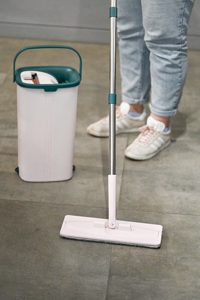 Mop płaski wyciskany z wiadrem Handy York