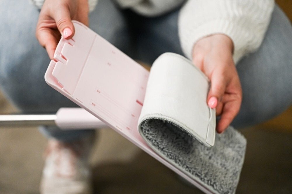 Mop płaski wyciskany z wiadrem Handy York