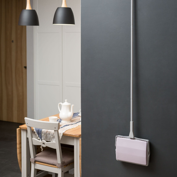 Odkurzacz mechaniczny Katie York