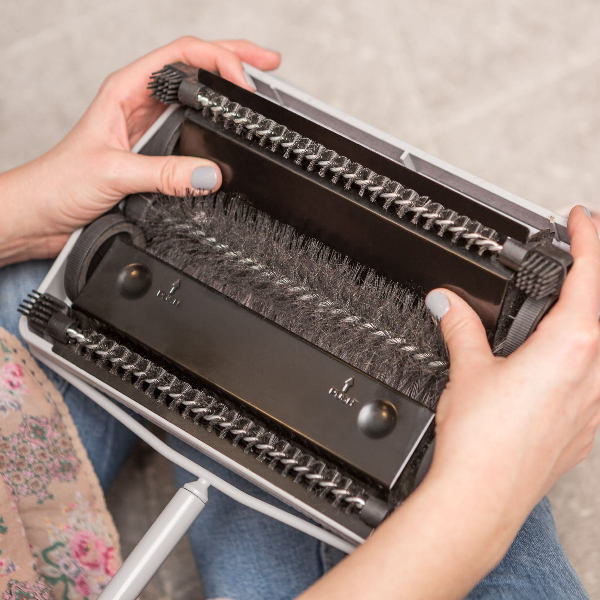 Odkurzacz mechaniczny Katie York