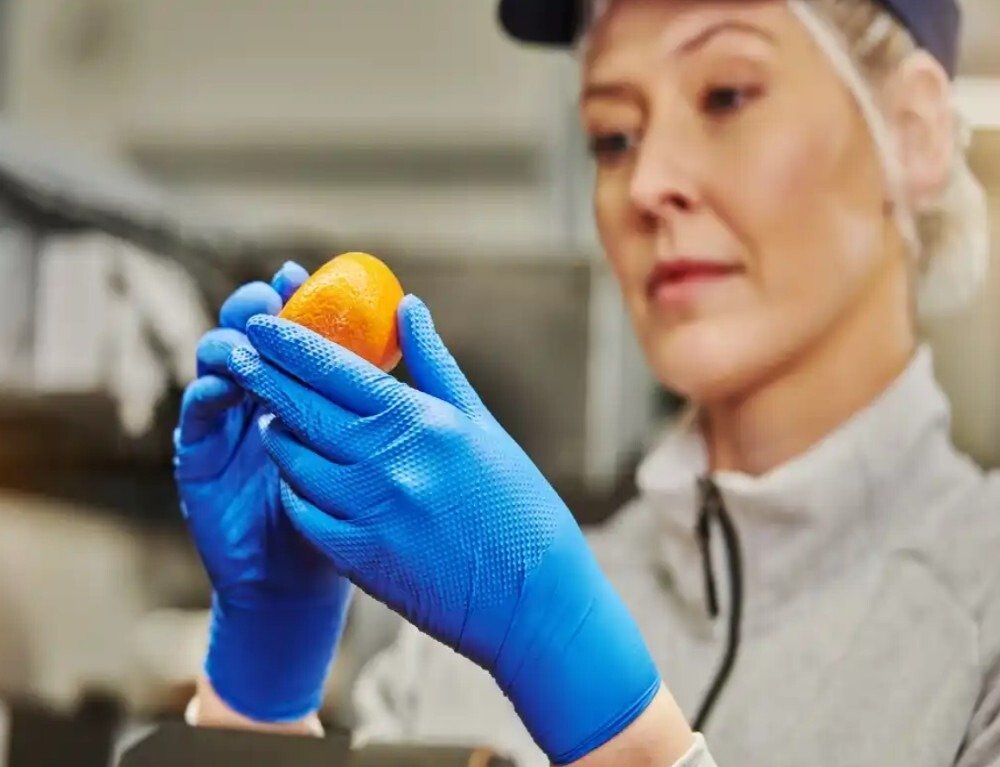 Rękawice nitrylowe, bezpudrowe Mercator gogrip niebieskie rozmiar XXL (50 sztuk)